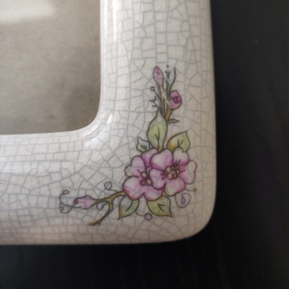 2 PC Vintage porcelain photo frame set - Picture 8 of 8